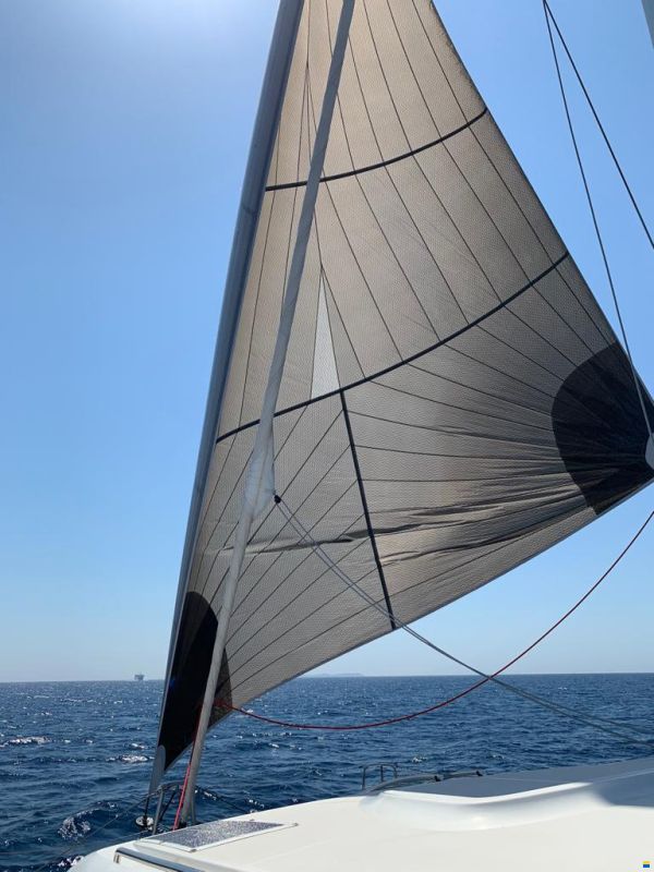 Lagoon 39