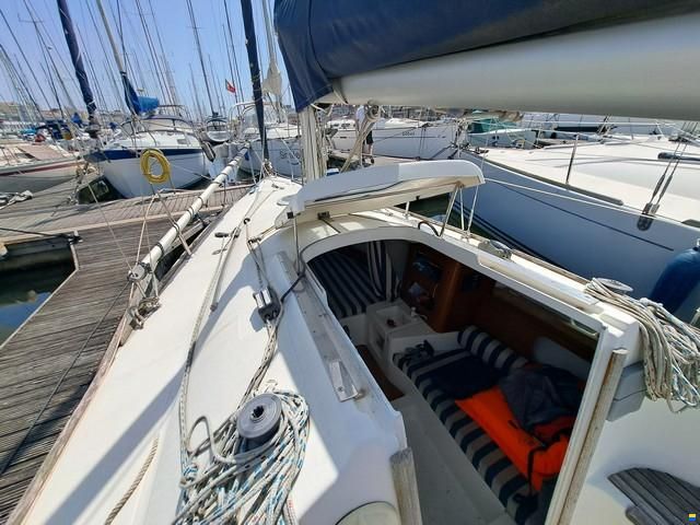 Beneteau First 211