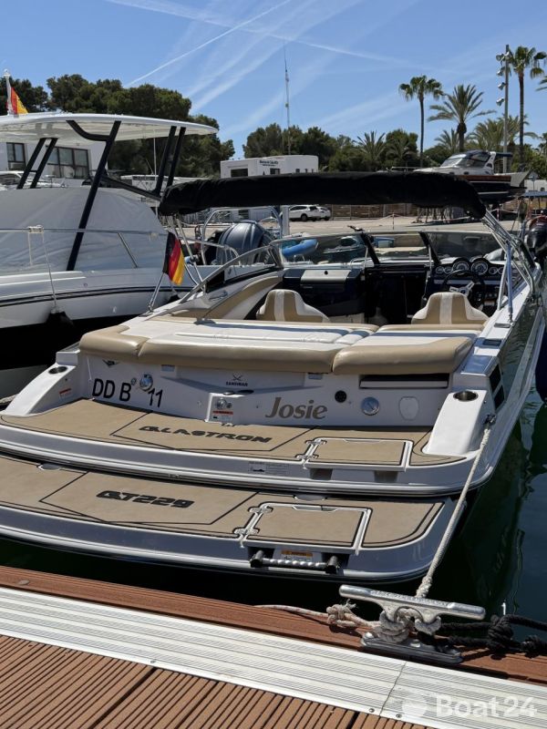 Glastron GT 229