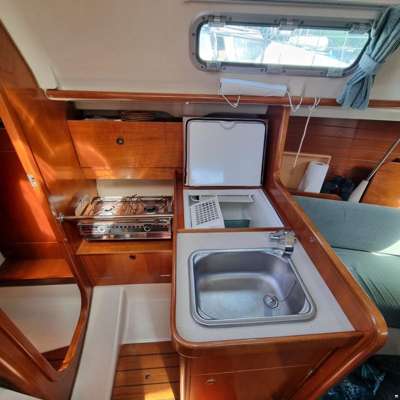 Beneteau Oceanis 281
