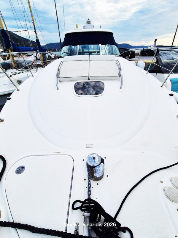 Sea Ray SUNDANCER 425