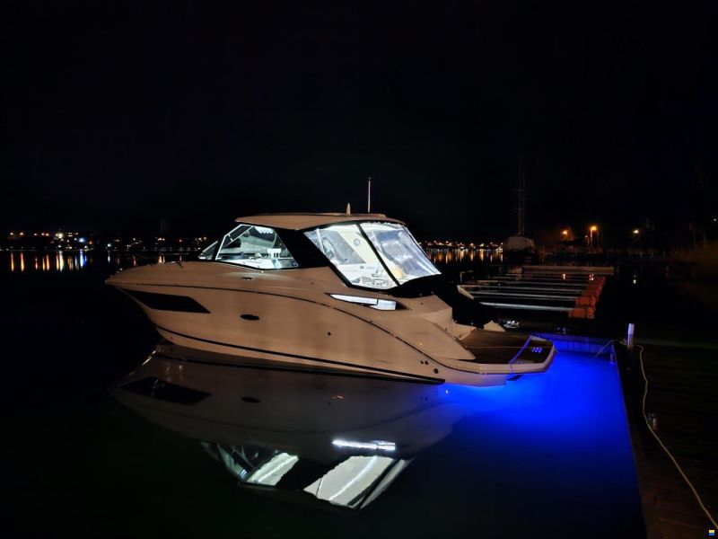 Sea Ray 320 Sundancer