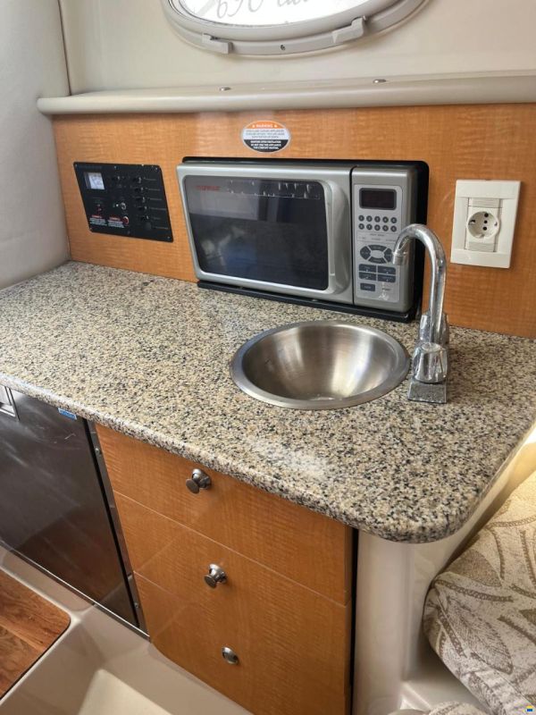Robalo R265