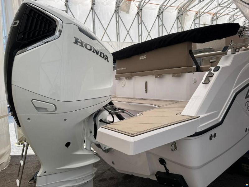 Ranieri 275 SL