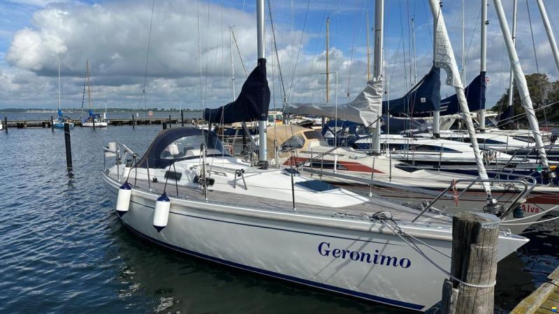 Hanse 331