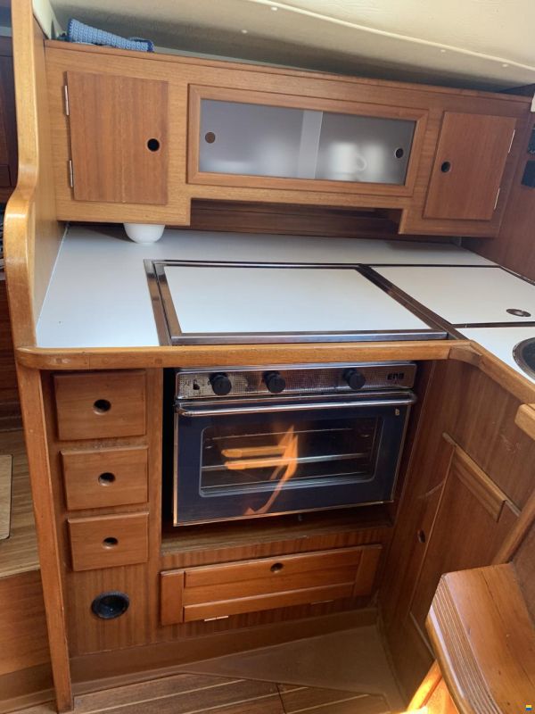 Hanse 331