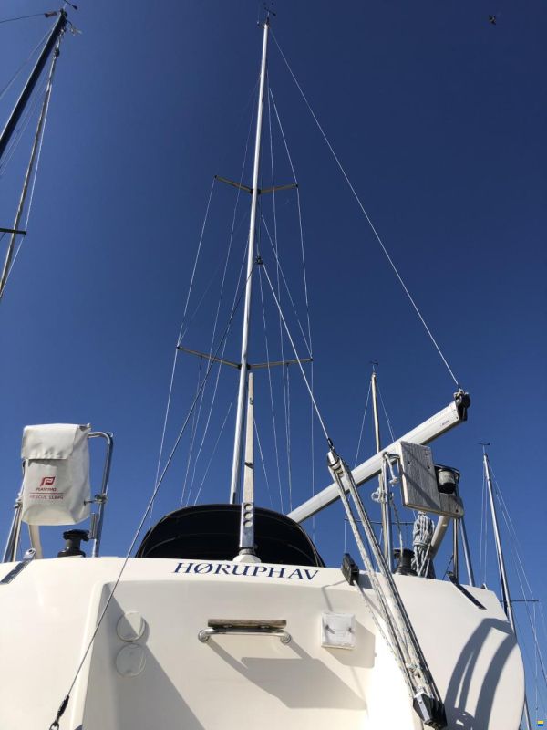 Hanse 331