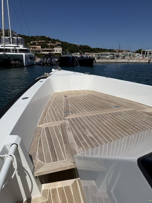 Wally Tender 44