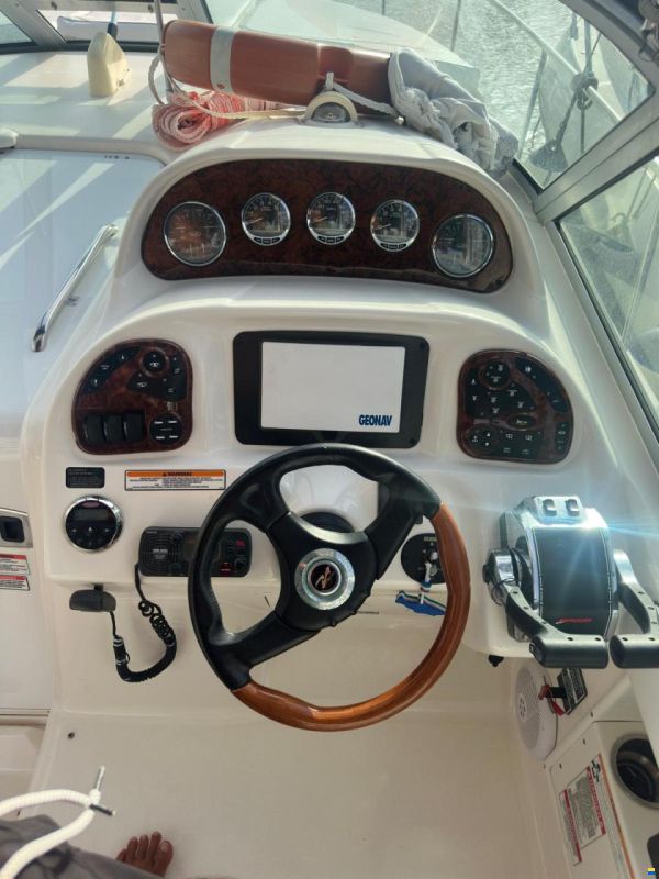 Sea Ray 335 Sundancer