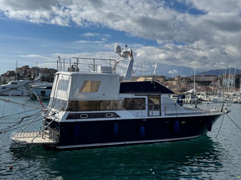 HI-Star 44 Fly