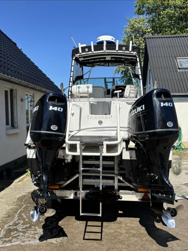 Worldcat Glacier Bay Isle Runner 2270
