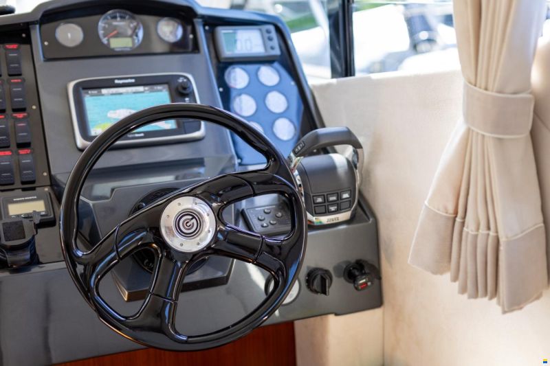 Galeon 290 Fly Bridge
