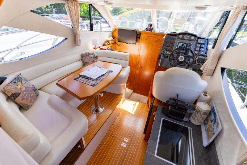 Galeon 290 Fly Bridge