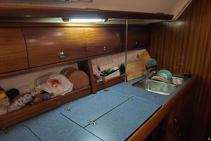 Bavaria 41