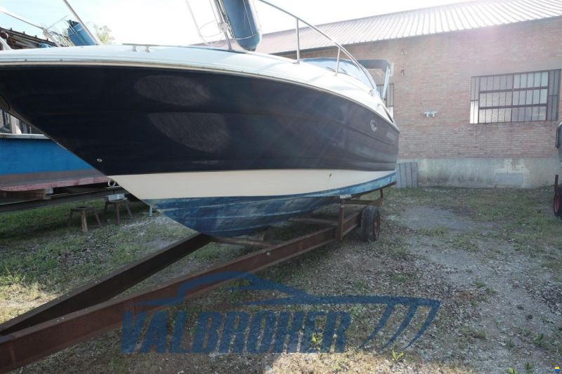 Monterey Boats 245 CR