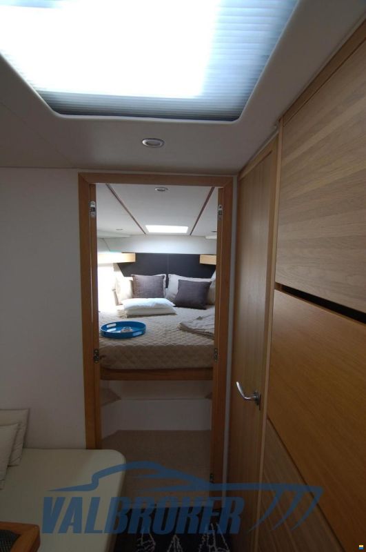 Sealine SC 35