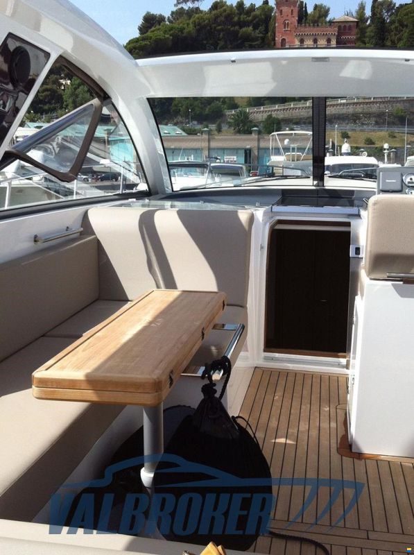 Sealine SC 35