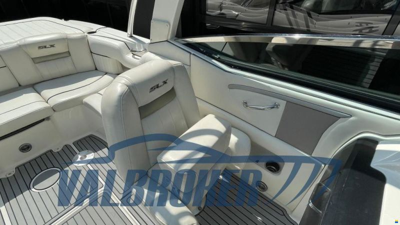 Sea Ray 250 SLX
