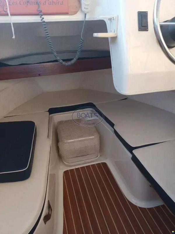 Quicksilver Pilothouse 580