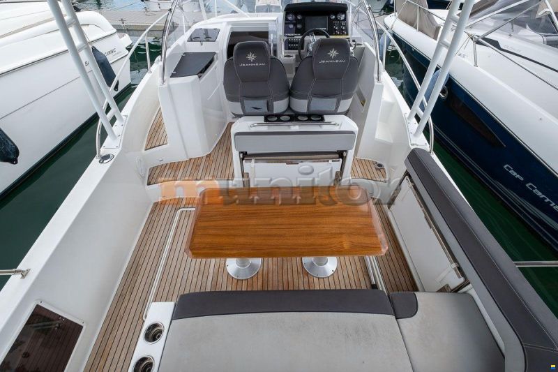 Jeanneau Cap Camarat 9.0 WA