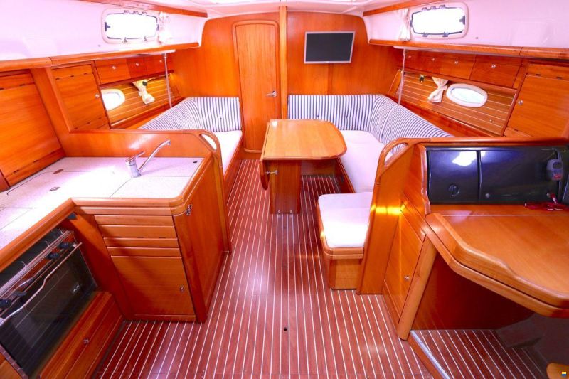 Bavaria 37-2 C
