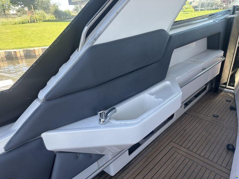 Sea Ray 500