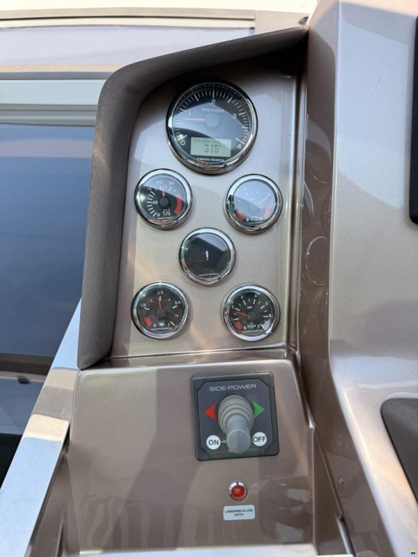 Galeon 485 HTS