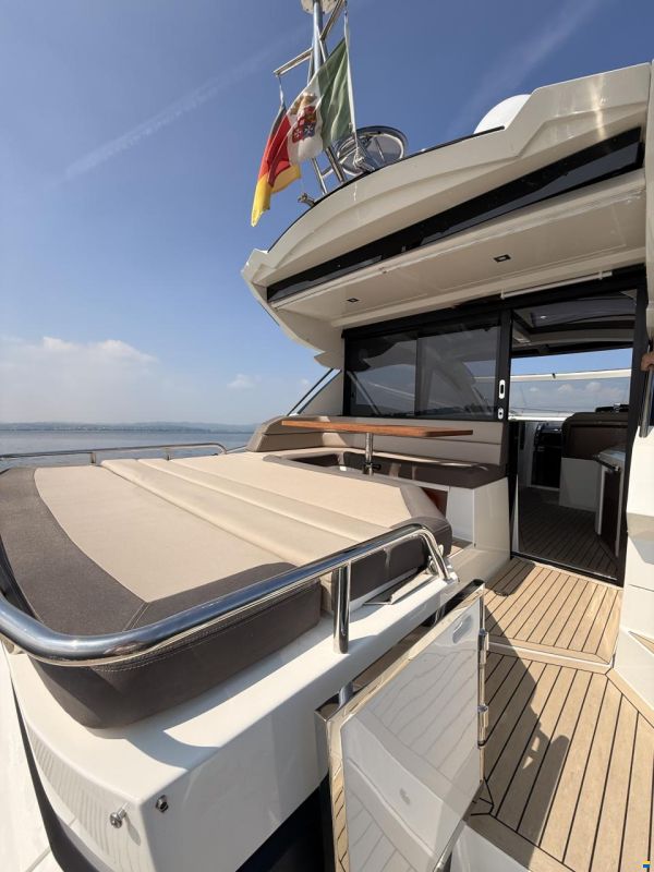 Galeon 485 HTS