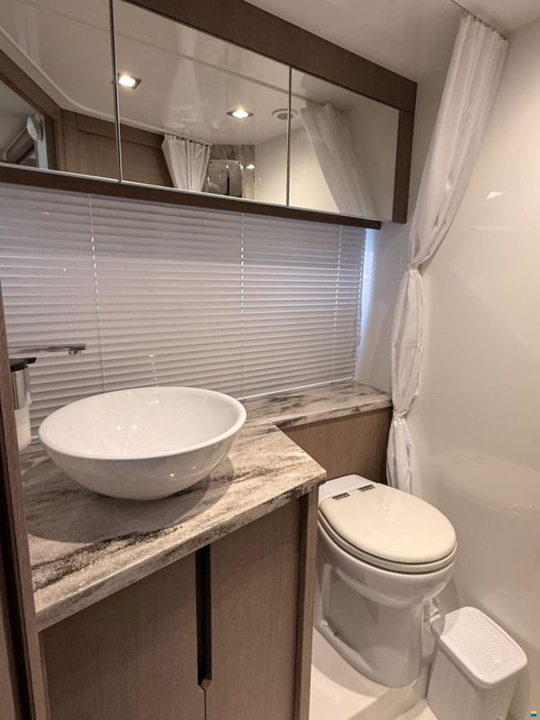 Galeon 485 HTS