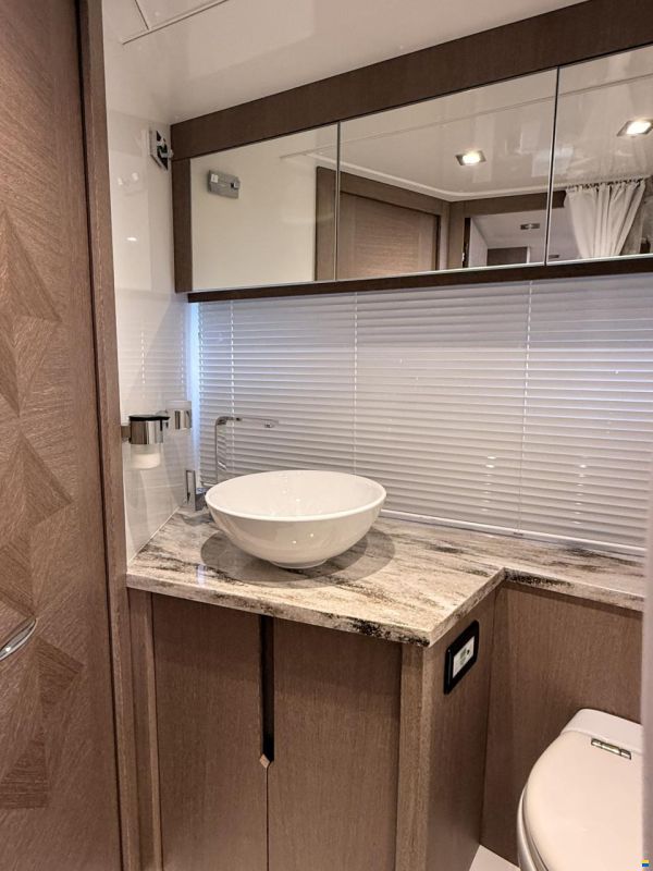 Galeon 485 HTS