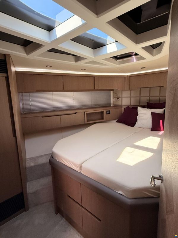 Galeon 485 HTS