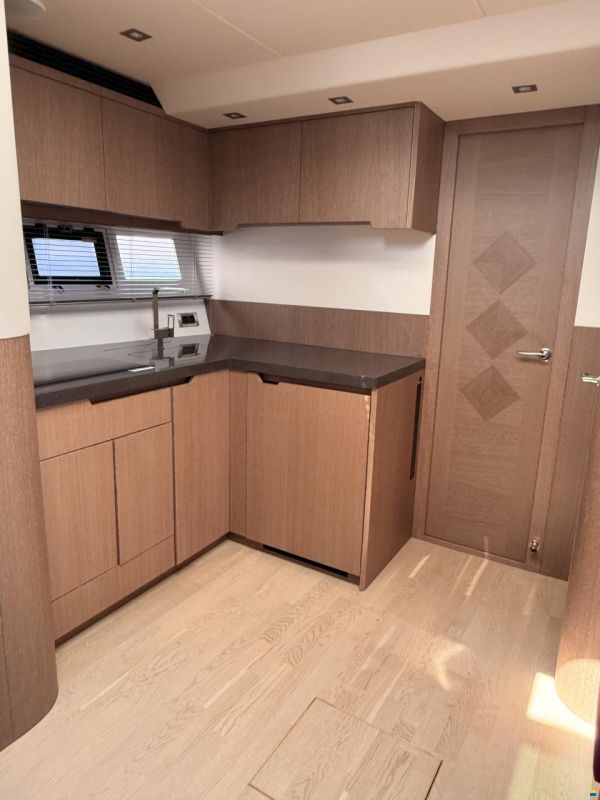 Galeon 485 HTS