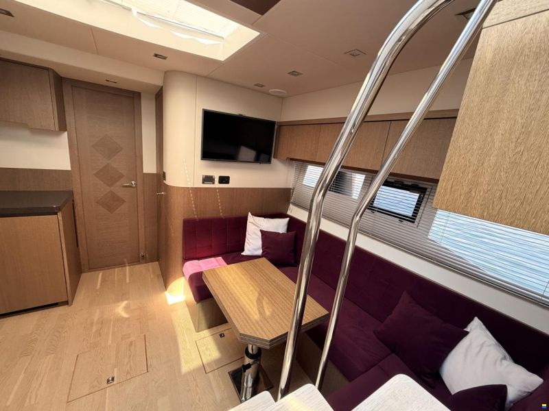 Galeon 485 HTS