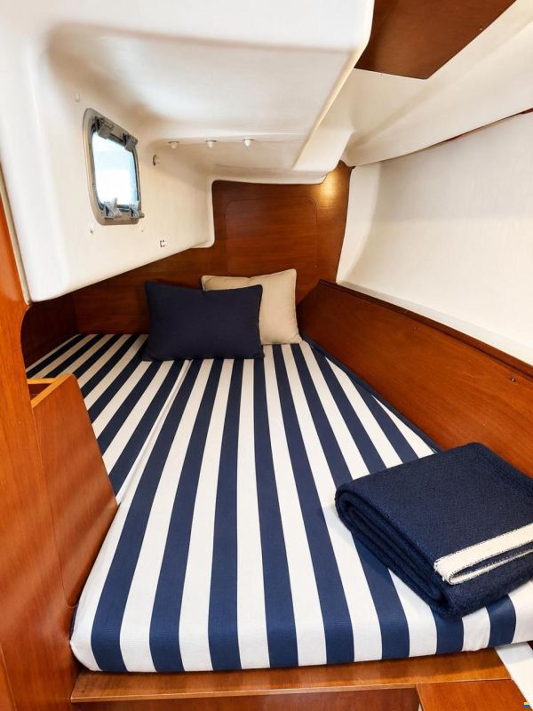 Beneteau First 31.7