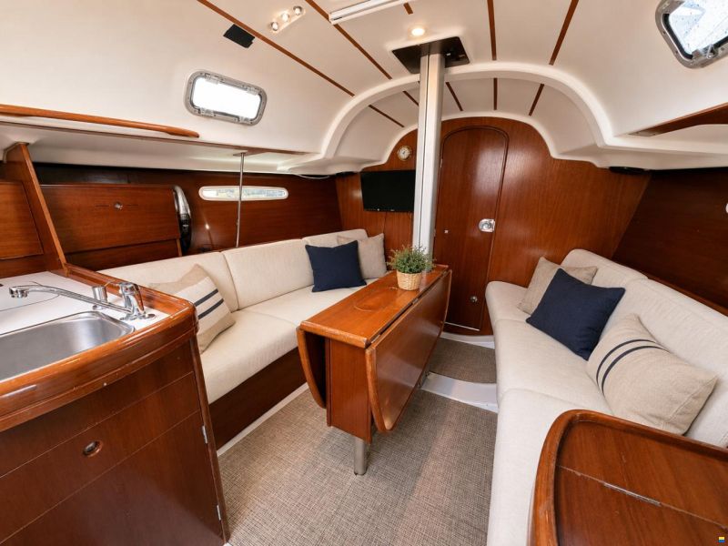 Beneteau First 31.7