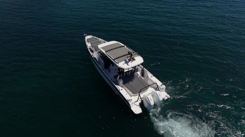 Axopar 37 Sun-Top