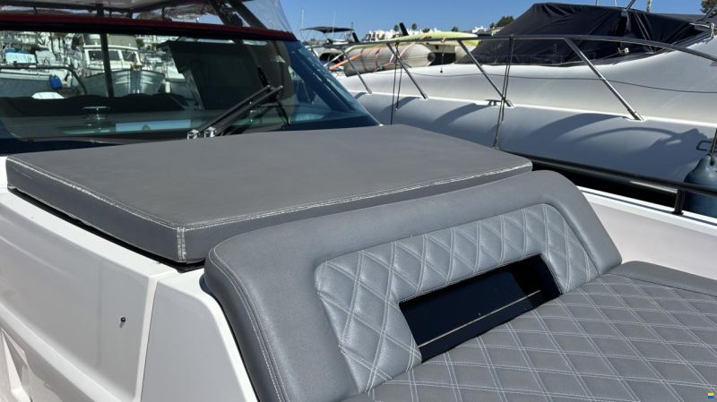 Axopar 37 Sun-Top