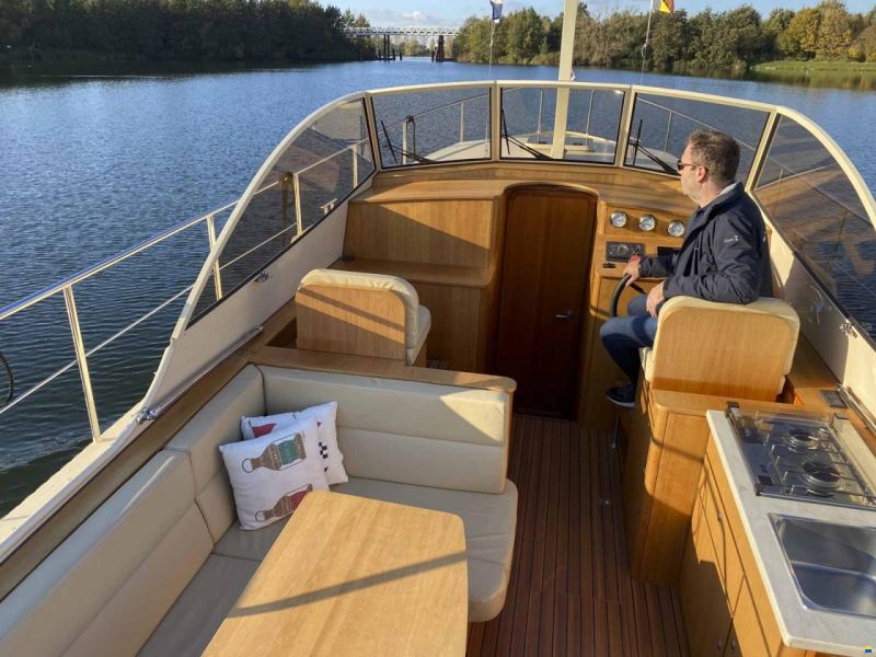 Linssen Grand Sturdy 25.9 SCF Sport