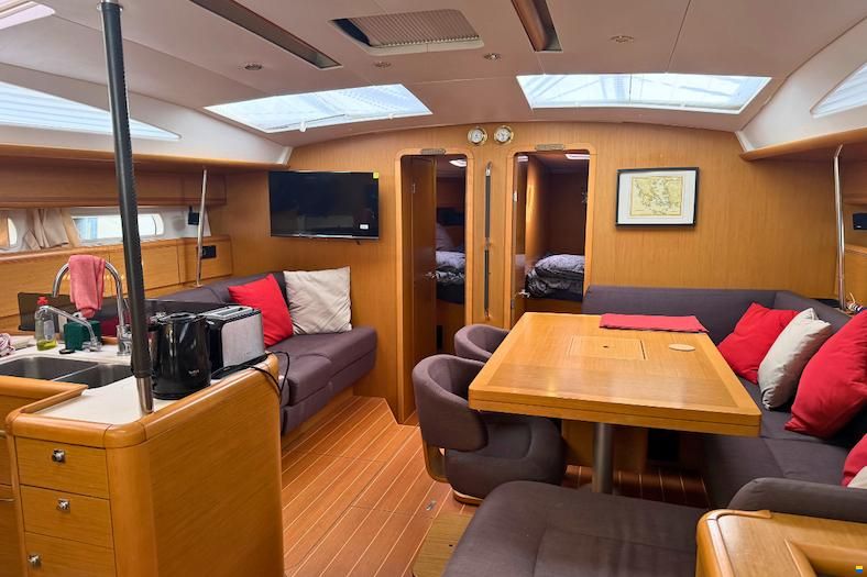 Jeanneau 53