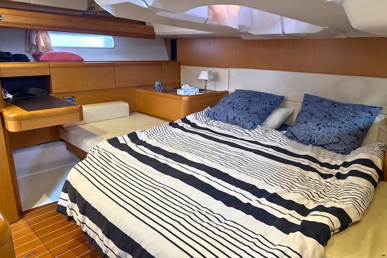 Jeanneau 53