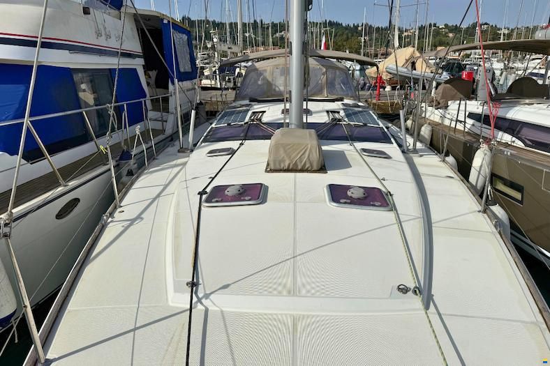 Jeanneau 53