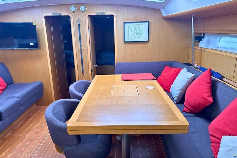 Jeanneau 53
