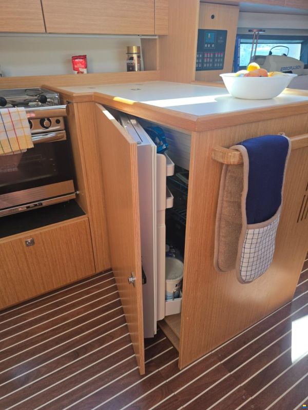 Bavaria C42