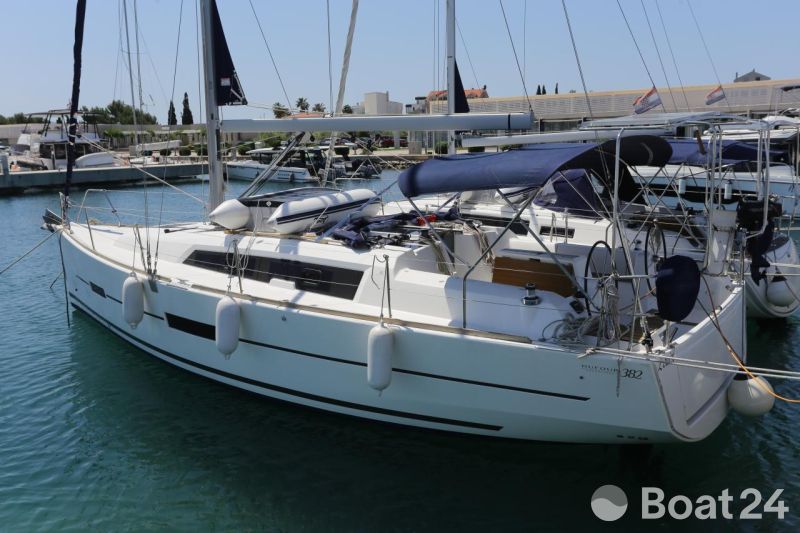 Dufour 382 Grand Large