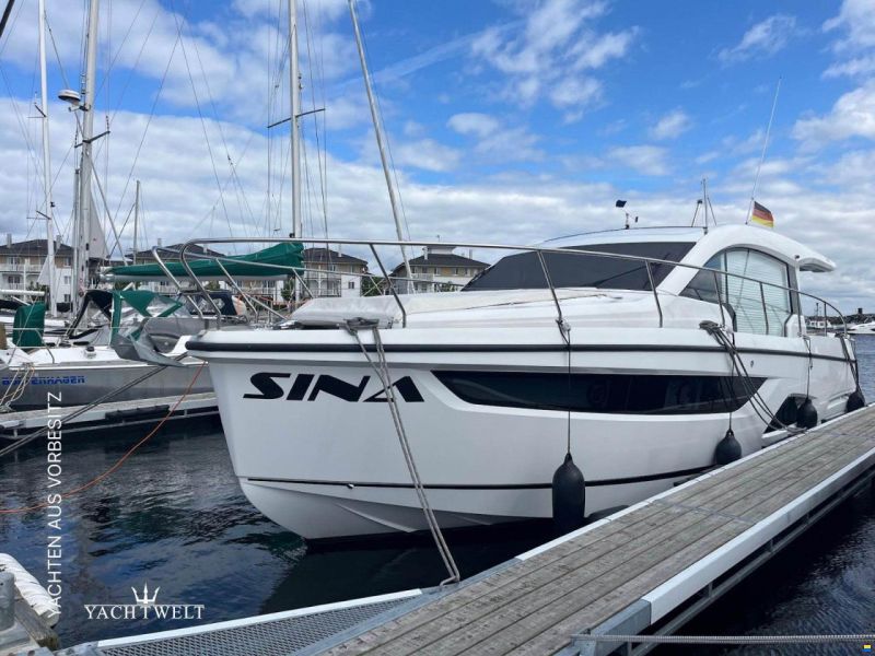 Sealine C 390
