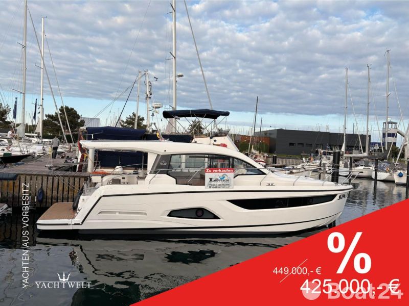 Sealine C 390