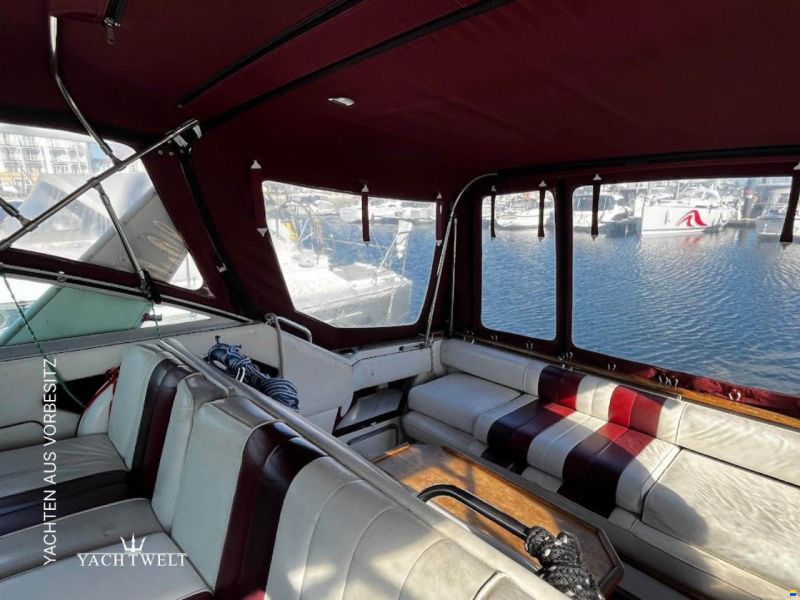Sea Ray DA 300 SUNDANCER