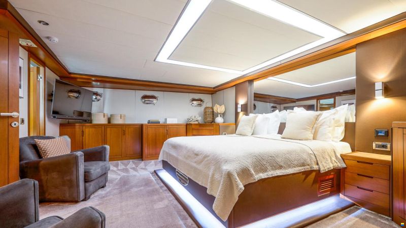 Custom Luxury 32m Motor Sailer