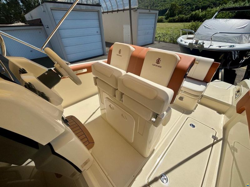 Invictus FX240