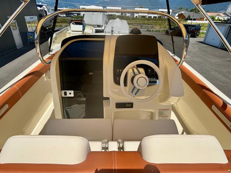 Invictus FX240